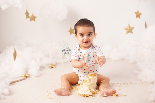 in the clouds, stars, white, cake smash, joules, ashleigh shea photography, bromley, kent, first birthday