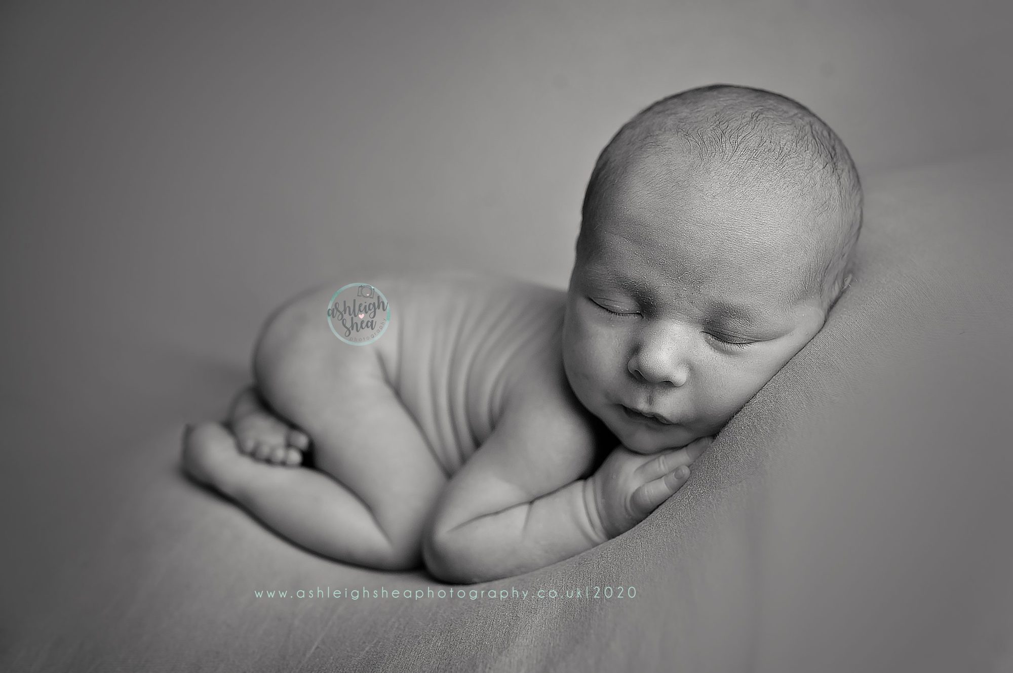newborn photos 2020, baby photographer, bromley, london, kent, baby boy, 2020 baby,
