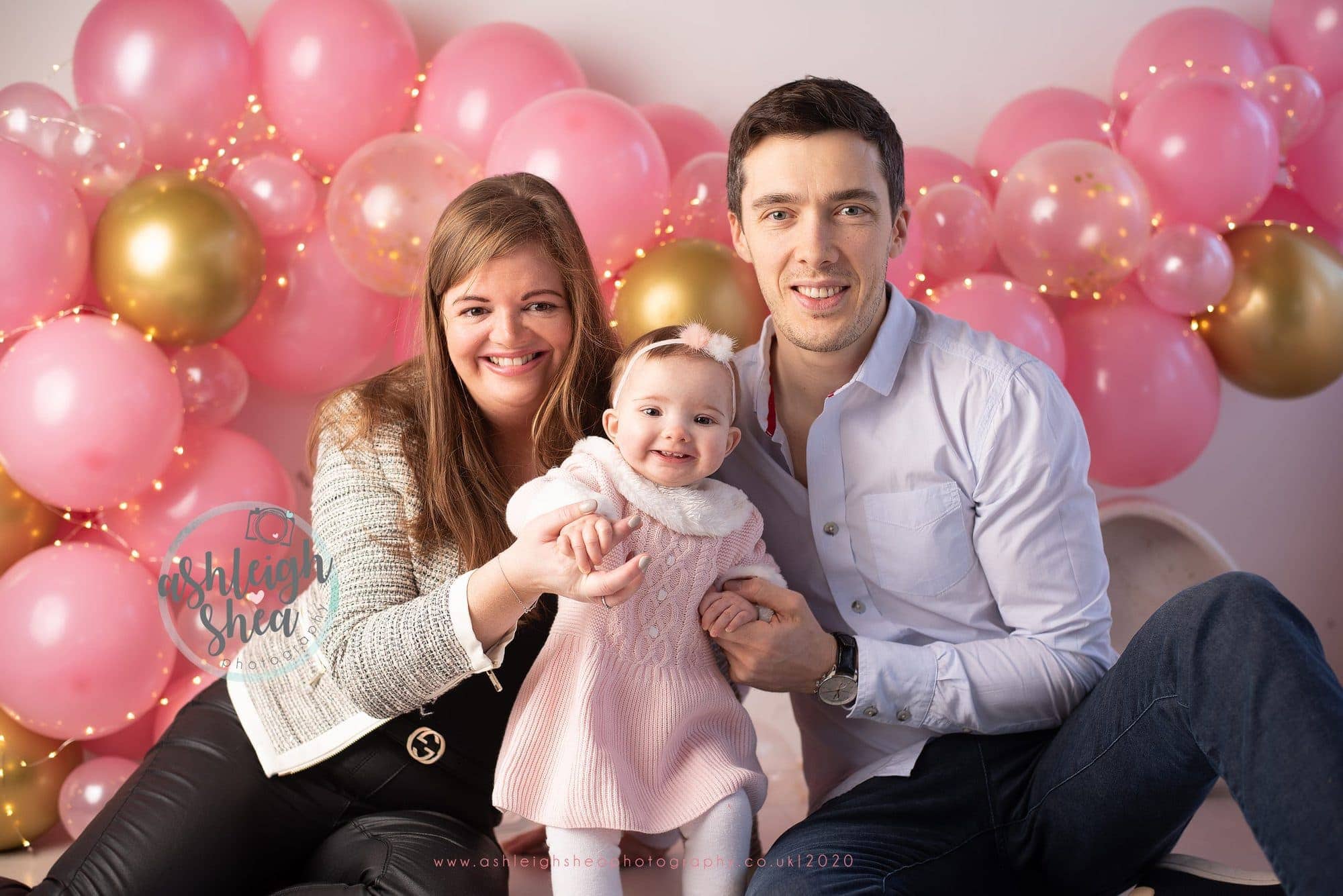 Family, Cake Smash, First Birthday, Balloon Garland, Daughter, Bromley, Ashleigh Shea Photography