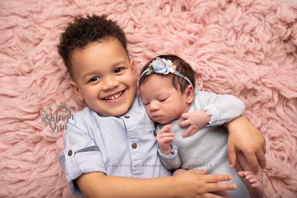 Siblings, Big Brother, Little Sister, Pink, Blue, Ashleigh Shea Photography, Newborn Pictures, Bromley,