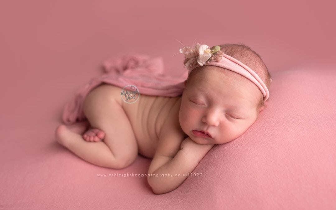 When should you book your baby’s newborn photography session?