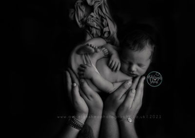 newborn, mum and dad, safety, ashleigh shea photography, newborn portraits