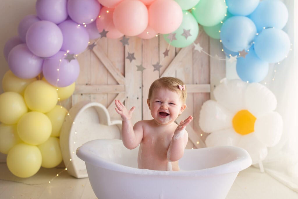 Splash Cake Smash, Ashleigh Shea Photography Bromley